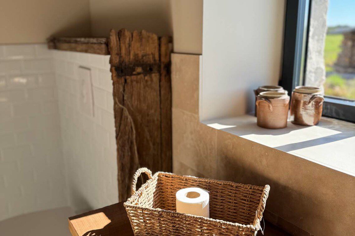 La chambre dite "Cran aux œufs" est une charmante suite de 35m2 en duplex.