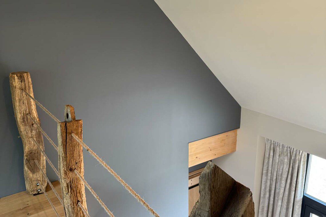 La suite "Le Monal", en duplex de 35m2, accueille confortablement un couple