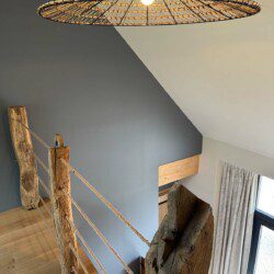 La suite "Le Monal", en duplex de 35m2, accueille confortablement un couple