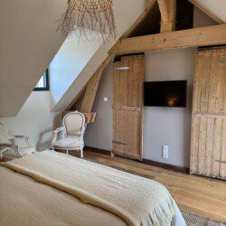 La pointe aux oies est une chambre double de 25m2 avec douche à l’italienne et terrasse privative.