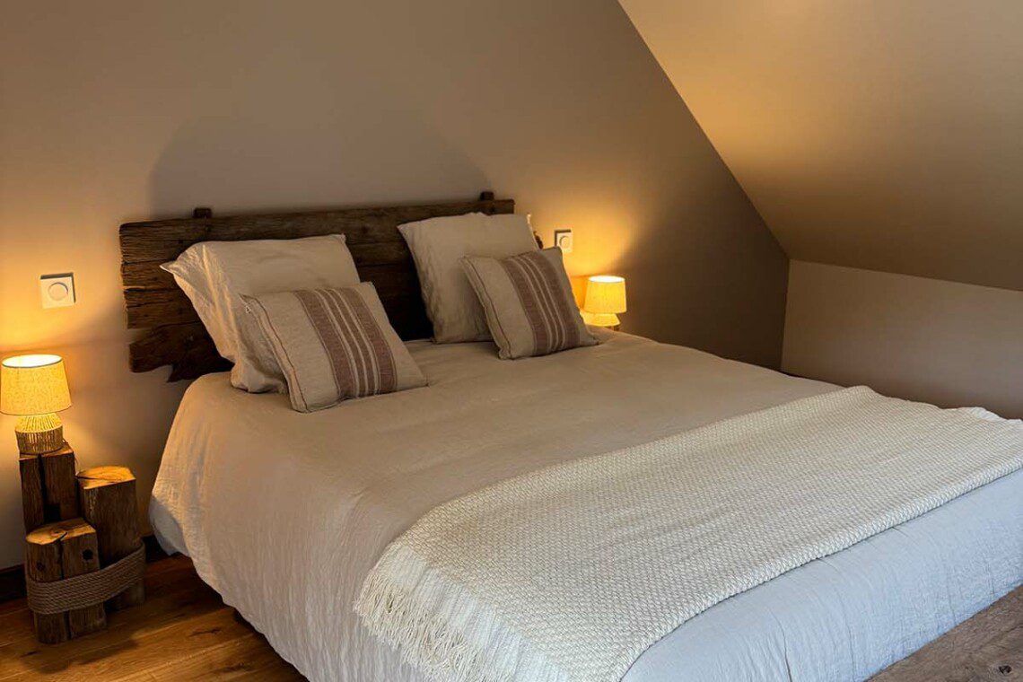 La pointe aux oies est une chambre double de 25m2 avec douche à l’italienne et terrasse privative.