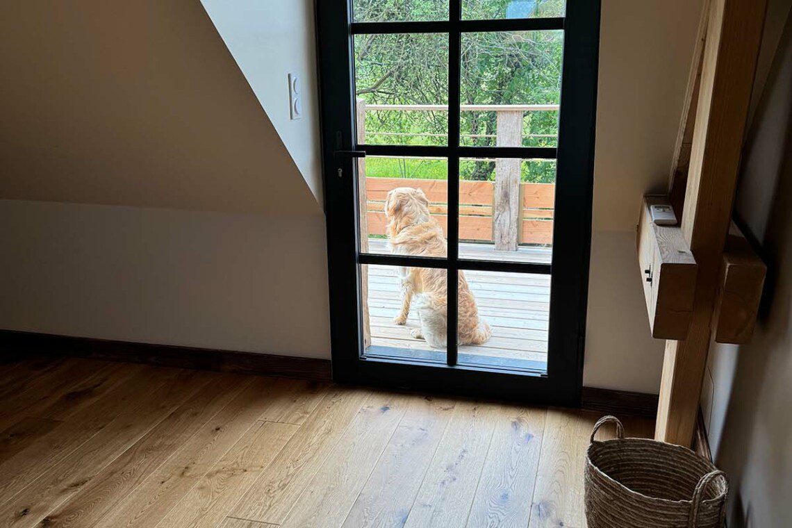 La pointe de Folliet est une chambre double de 25m2 avec douche à l’italienne et une vue imprenable sur la nature.