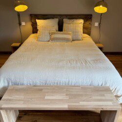 La pointe de Folliet est une chambre double de 25m2 avec douche à l’italienne et une vue imprenable sur la nature.