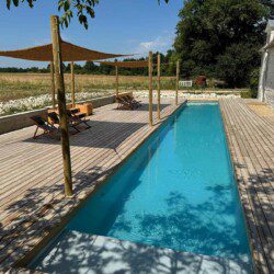 Les chambres d'hôtes Au détour des Châteaux vous accueille dans un confort moderne et naturel.