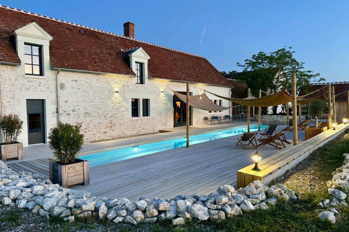 Notre maison d'hôte bénéficie d'un couloir de nage accessible l'après midi.